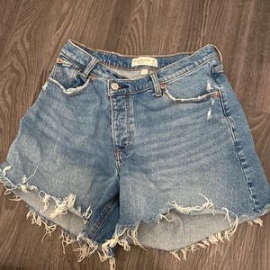 Abercrombie Dad Short High Rise Curve Love